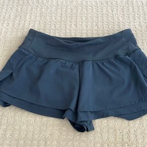 EUC CALIA BY CARRIE UNDERWOOD SHORTS